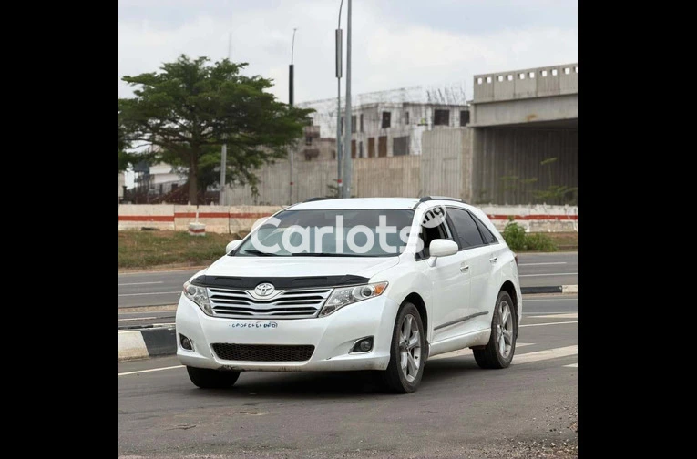 2011 KEYLESS TOYOTA VENZA - 2/7