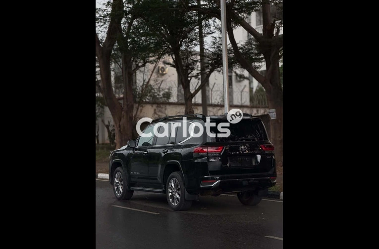 2025 TOYOTA LAND CRUISER – BRAND NEW - 7/7