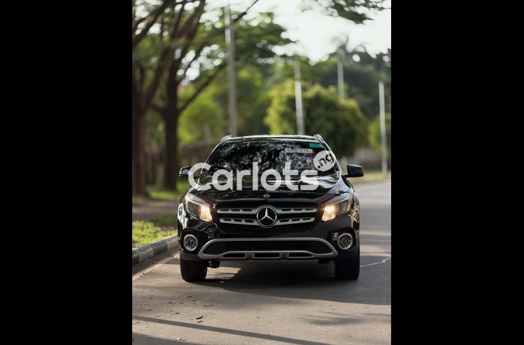 Foreign Used 2018 MERCEDES-BENZ GLA250 - 2/7