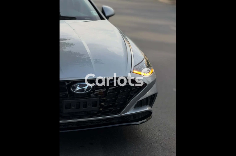 Sharp 2021 HYUNDAI SONATA - 2/7
