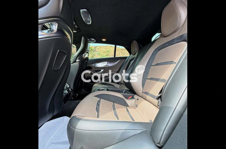 FOREIGN USED 2019 MERCEDES BENZ GT63s COUPE - 5/7
