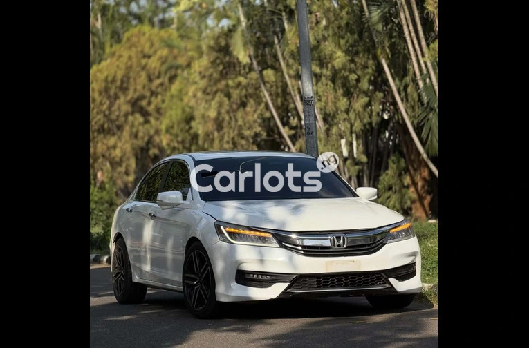 2017 UPGRADED HONDA ACCORD FULL OPTION - 1/7