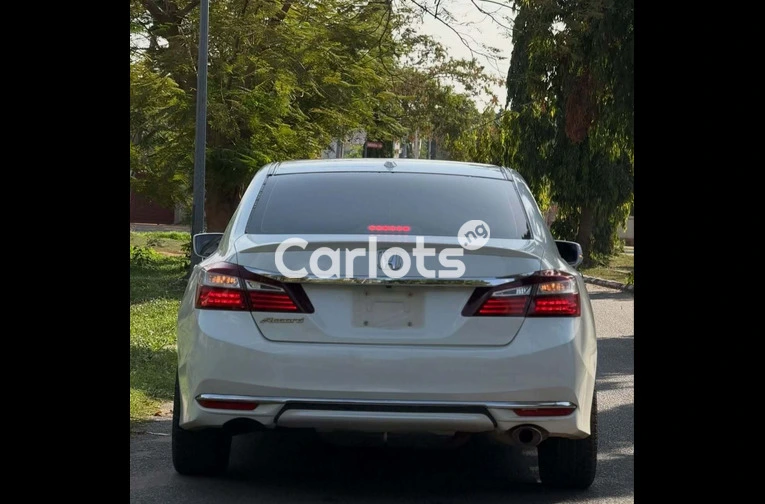 2017 UPGRADED HONDA ACCORD FULL OPTION - 7/7