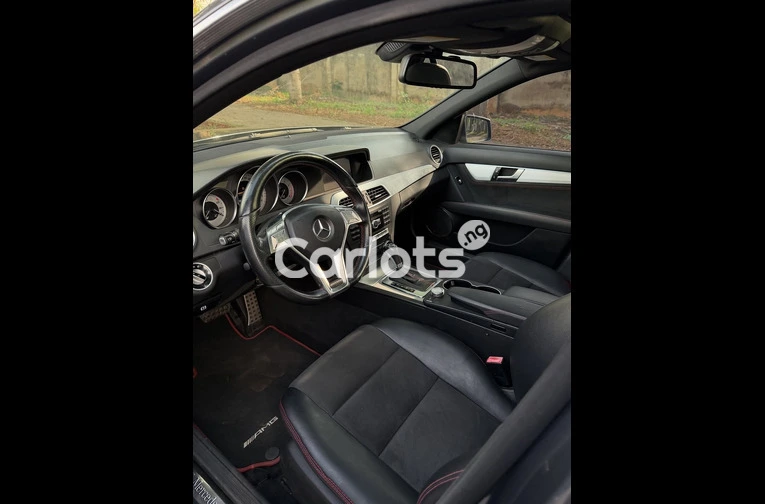 Clean 2013 MERCEDES-BENZ C300 - 4/7