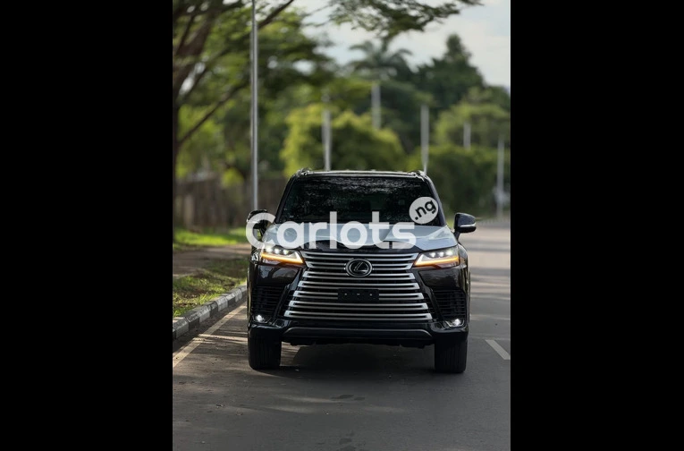 BRAND NEW 2025 LEXUS LX600