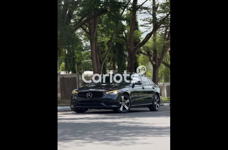 2022 MERCEDES-BENZ C300 - 3/7