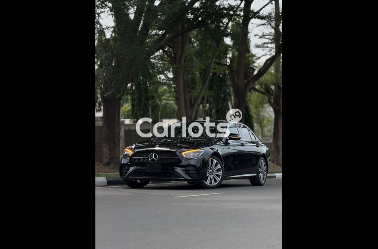 2022 MERCEDES-BENZ E350 - 2/7