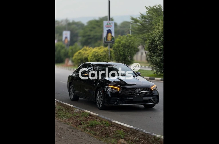 2022 MERCEDES-BENZ E350 - 3/7