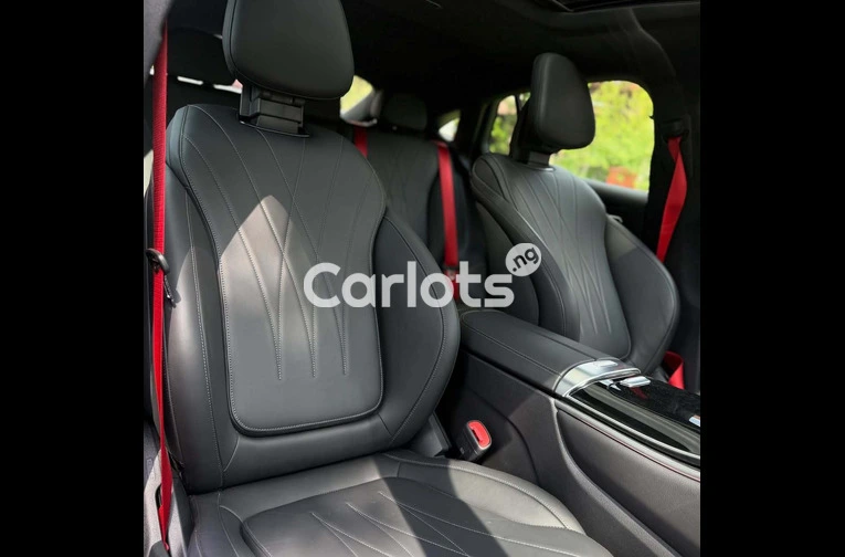 FOREIGN USED 2025 MERCEDES BENZ GLC63s AMG COUPE - 4/7