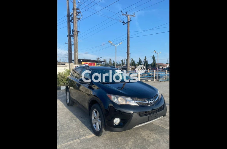 FOREIGN USED 2015 TOYOTA RAV4 XLE - 5/7