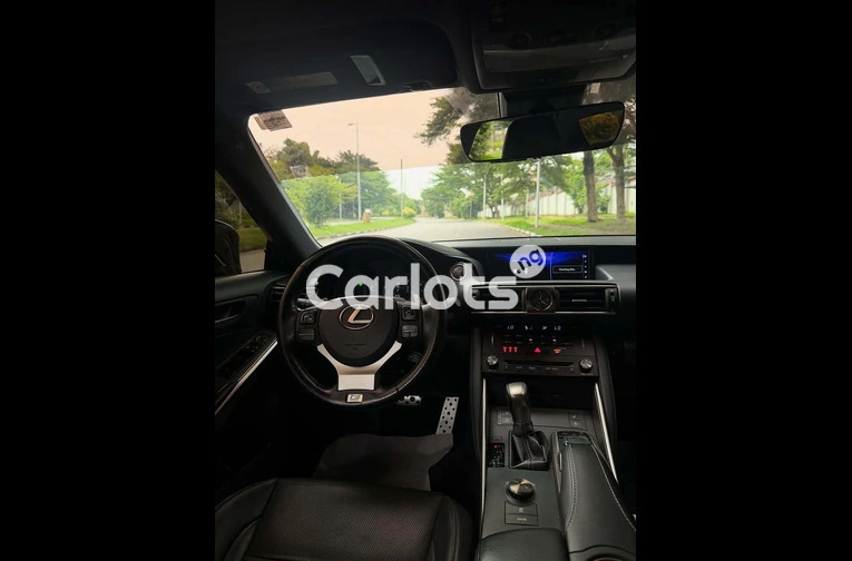 2018 Lexus IS300 F-Sport - 4/7