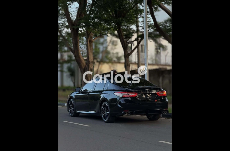 2018 Toyota Camry XSE Premium Sport Sedan - 7/7