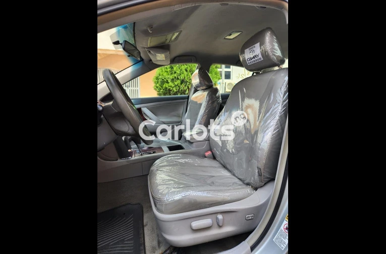 2008 Toyota Camry Tokunbo super clean inside-out - 4/7