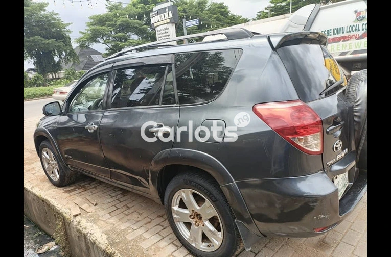 CLEAN REGISTERED 2008 TOYOTA RAV4 SPORT FULLY LOADED - 5/7