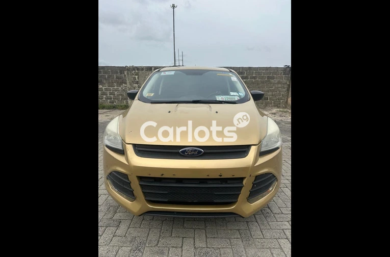 FOREIGN USED 2014 FORD ESCAPE WITH REVERSE CAMERA - 1/7