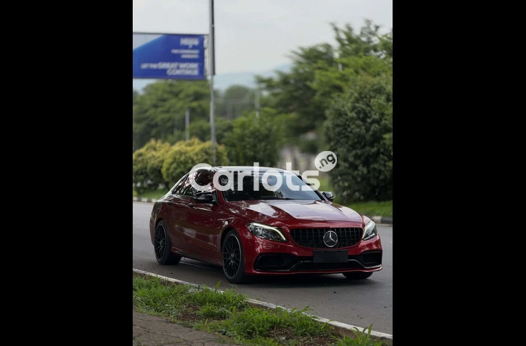 2017 Mercedes-Benz C63 AMG - 3/7