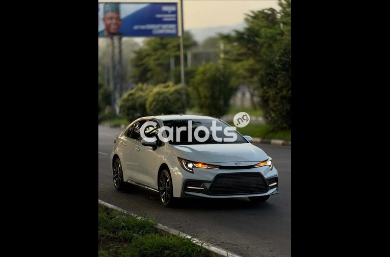 Foreign Used 2019 Toyota Corolla SE - 3/7
