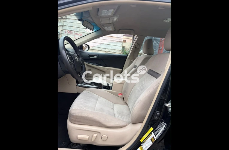 Tokunbo 2014 Toyota Camry - 3/7