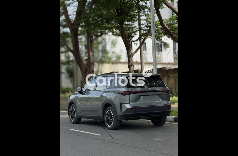 2026 Toyota bZ3X - 7/7