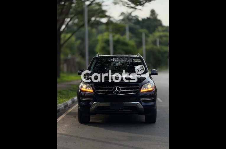 2015 Mercedes-Benz ML350 - 2/7