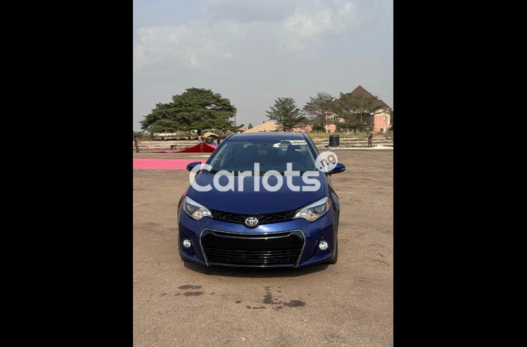 Foreign Used Toyota Corolla Sport 2015 - 2/7