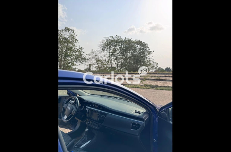 Foreign Used Toyota Corolla Sport 2015 - 5/7