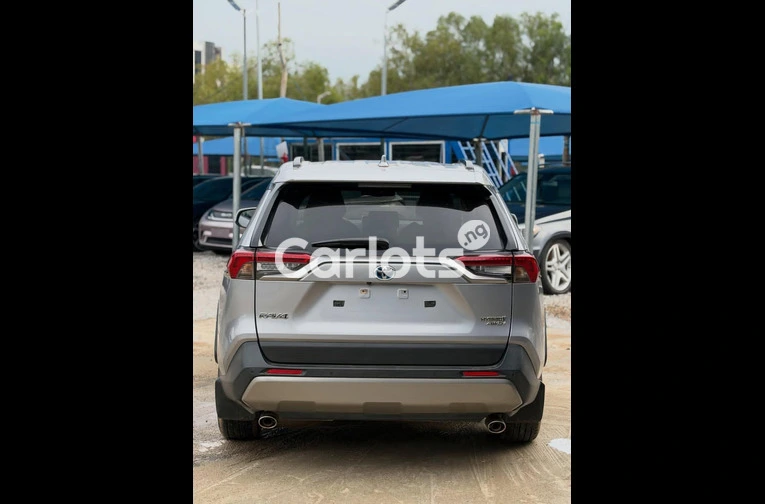 TOYOTA RAV4 2021 HYBRID - 3/7