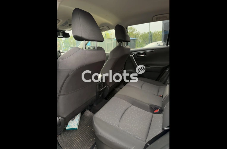 TOYOTA RAV4 2021 HYBRID - 4/7