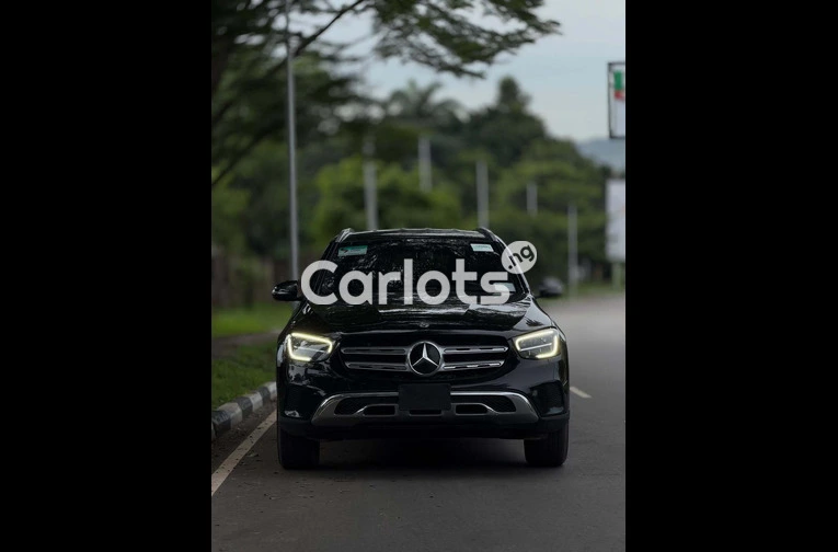 Foreign Used 2020 Mercedes-Benz GLC300 - 2/7