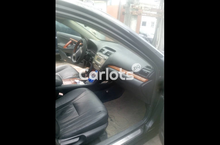 PREMIUM 2008 TOYOTA CAMRY 2.0G - 2/7
