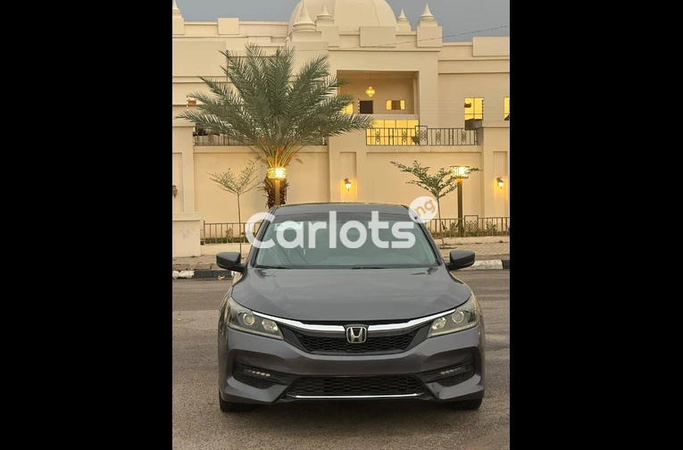 FOREIGN USED 2013 HONDA ACCORD - 1/6