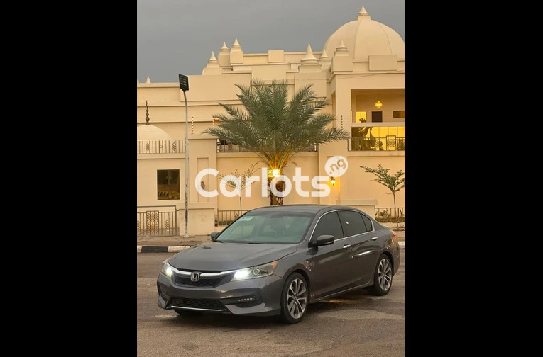 FOREIGN USED 2013 HONDA ACCORD - 2/6