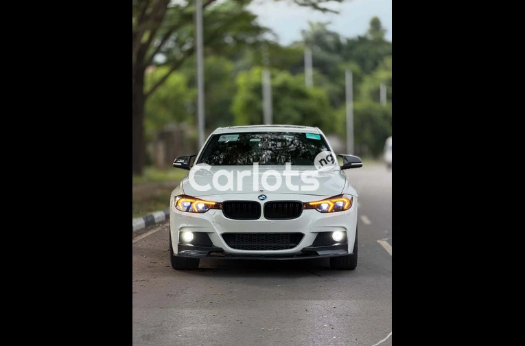 2013 BMW 328i - 2/7