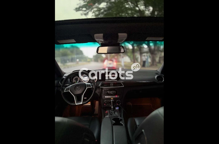 2013 Mercedes Benz C300 - 5/7