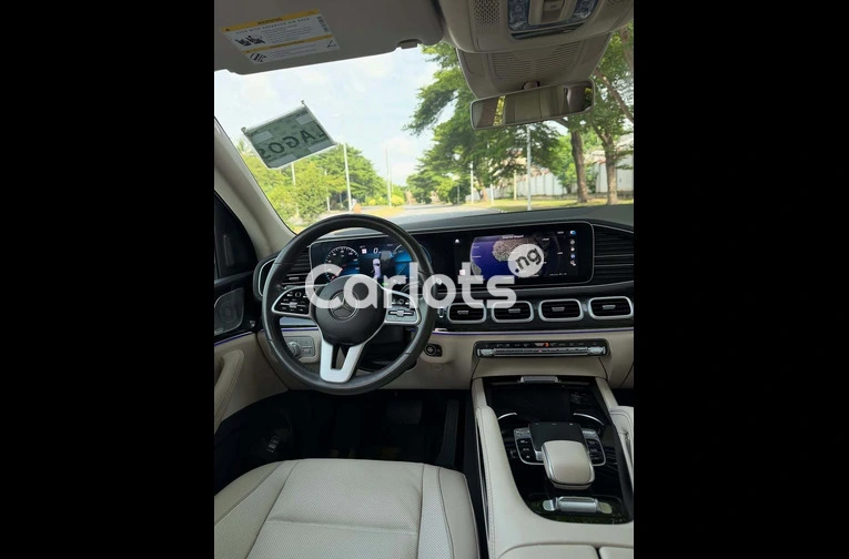 Foreign Used Mercedes GLS450 – Priced to Sell Fast - 4/7
