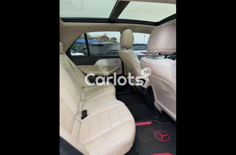 2021 Mercedes Benz GLE 350 - 2/7