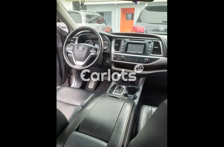FOREIGN USED 2016 TOYOTA HIGHLANDER AWD V6 - 2/7