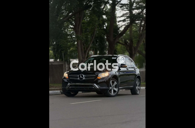 2016 Mercedes-Benz GLC300