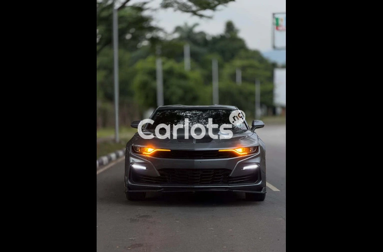 2019 Chevrolet Camaro RS - 2/7