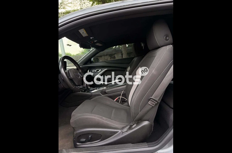 2019 Chevrolet Camaro RS - 6/7