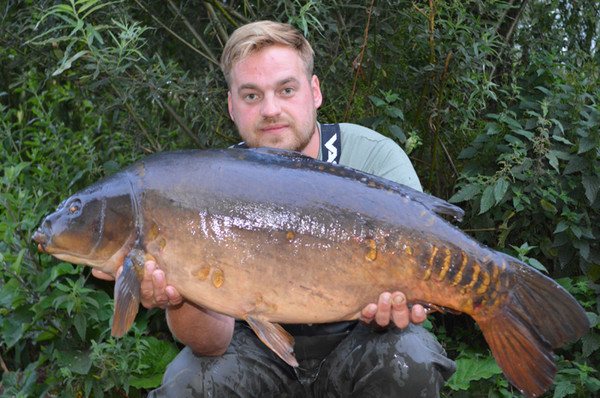 Fishing near me Orchid Lakes
