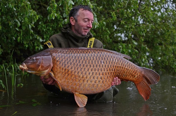 Fishing near me Bluebells lakes