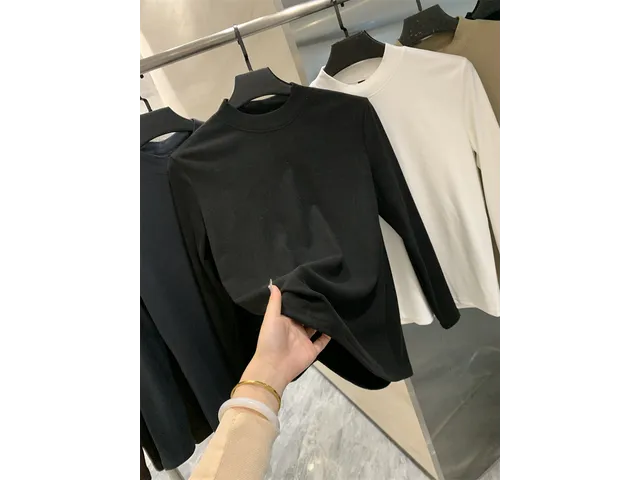 Чёрный