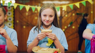 Schoolgirl to be new face of South Caernarfon Creameries