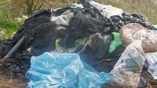 Union calls for ’emergency measures’ to tackle Wales’ agricultural plastic backlog