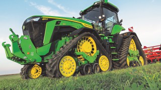 New high-powered John Deere tractors get 2 tracks, 4 wheels or 4 tracks