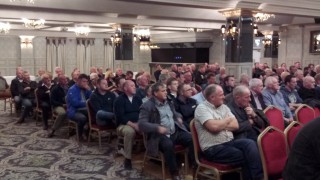Beef Crisis meeting: Almost 200 NI farmers back new farm organisation plans