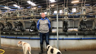 Dairy tour: 2 farmers with 2 very different stories to share…