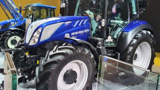How many new tractors are selling in Ireland?