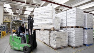 GDT drops again in latest auction as powders take a hit